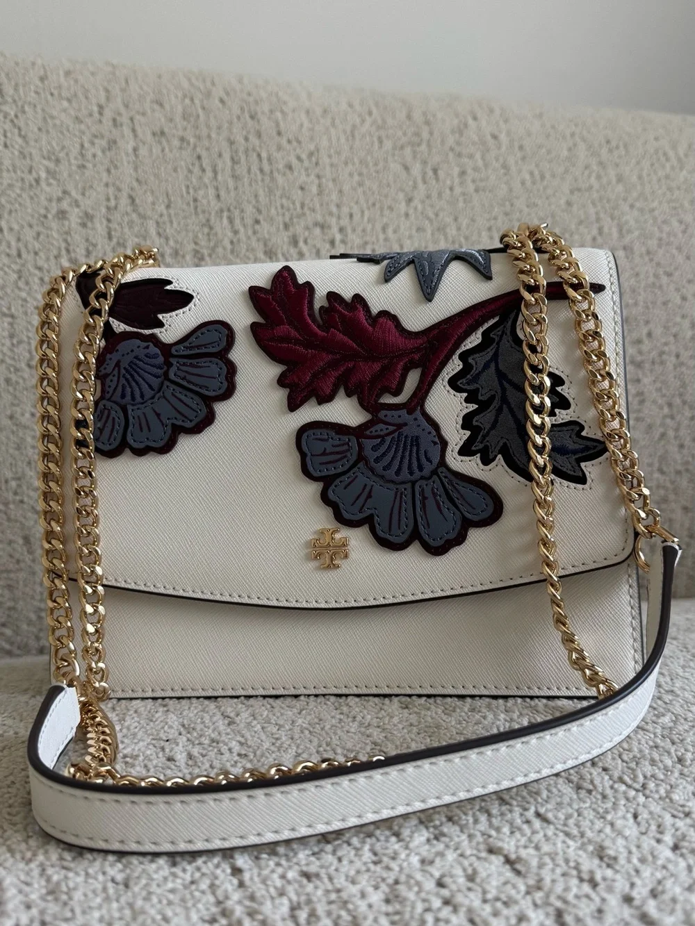 Tory Burch White Leather Floral Appliqué Shoulder Bag with Gold Chain